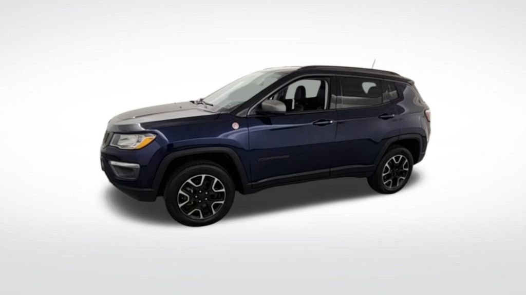 Used 2019 Jeep Compass Trailhawk image 3