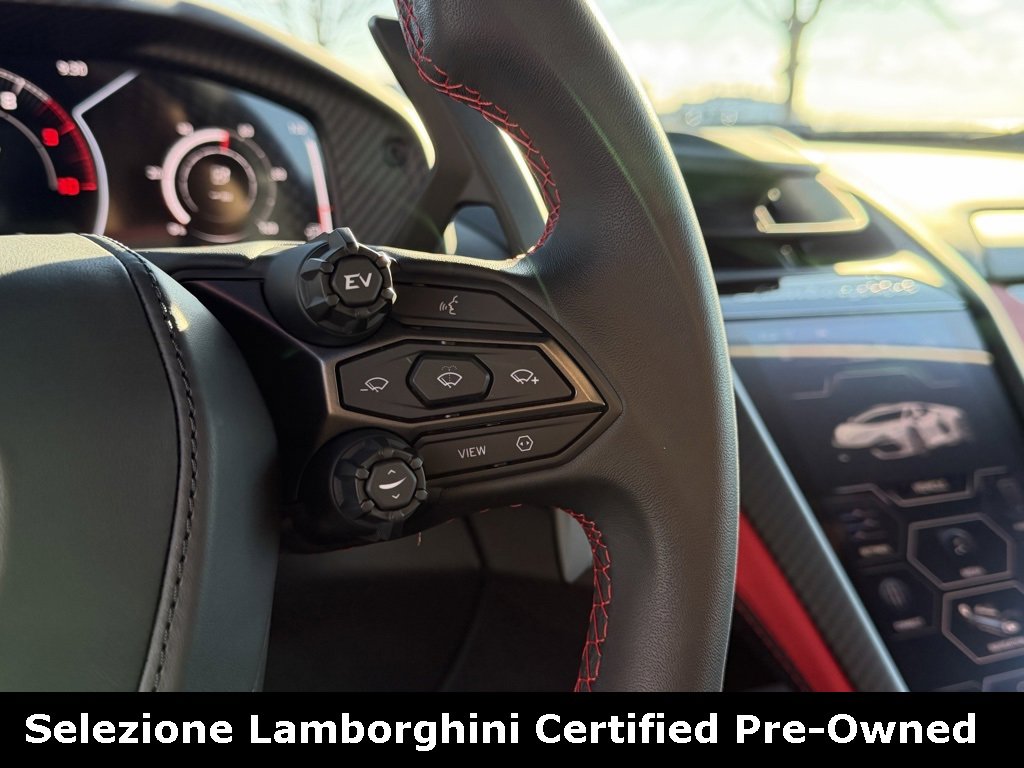 Used 2024 Lamborghini Revuelto image 29