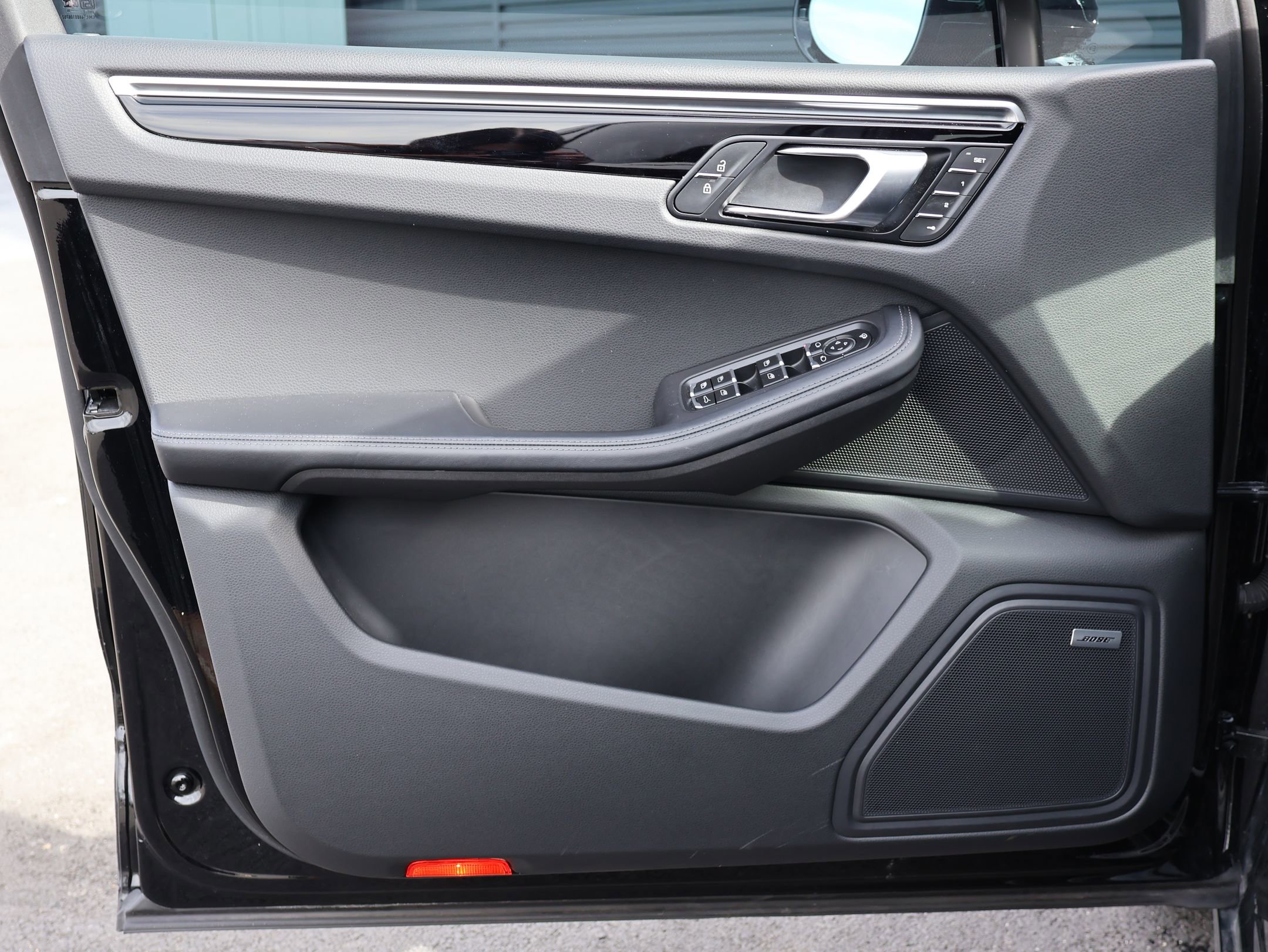 Certified 2024 Porsche Macan GTS image 14