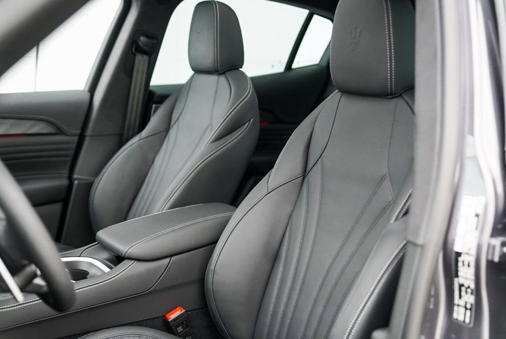 New 2025 Maserati Grecale Modena image 4