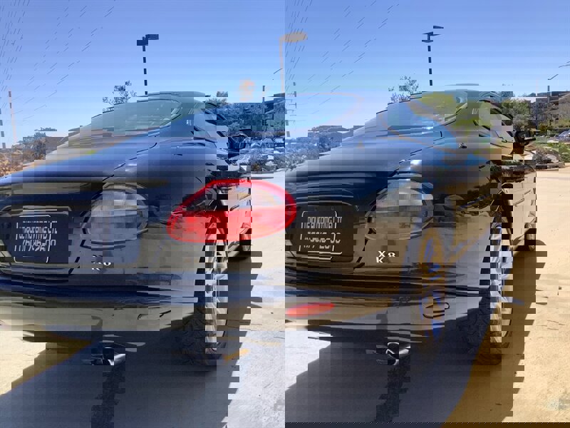 Used 2000 Jaguar XK8 Coupe image 13