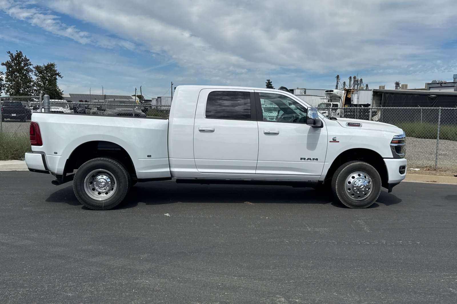 New 2027 RAM 3500 Laramie AWD/4WD image 2