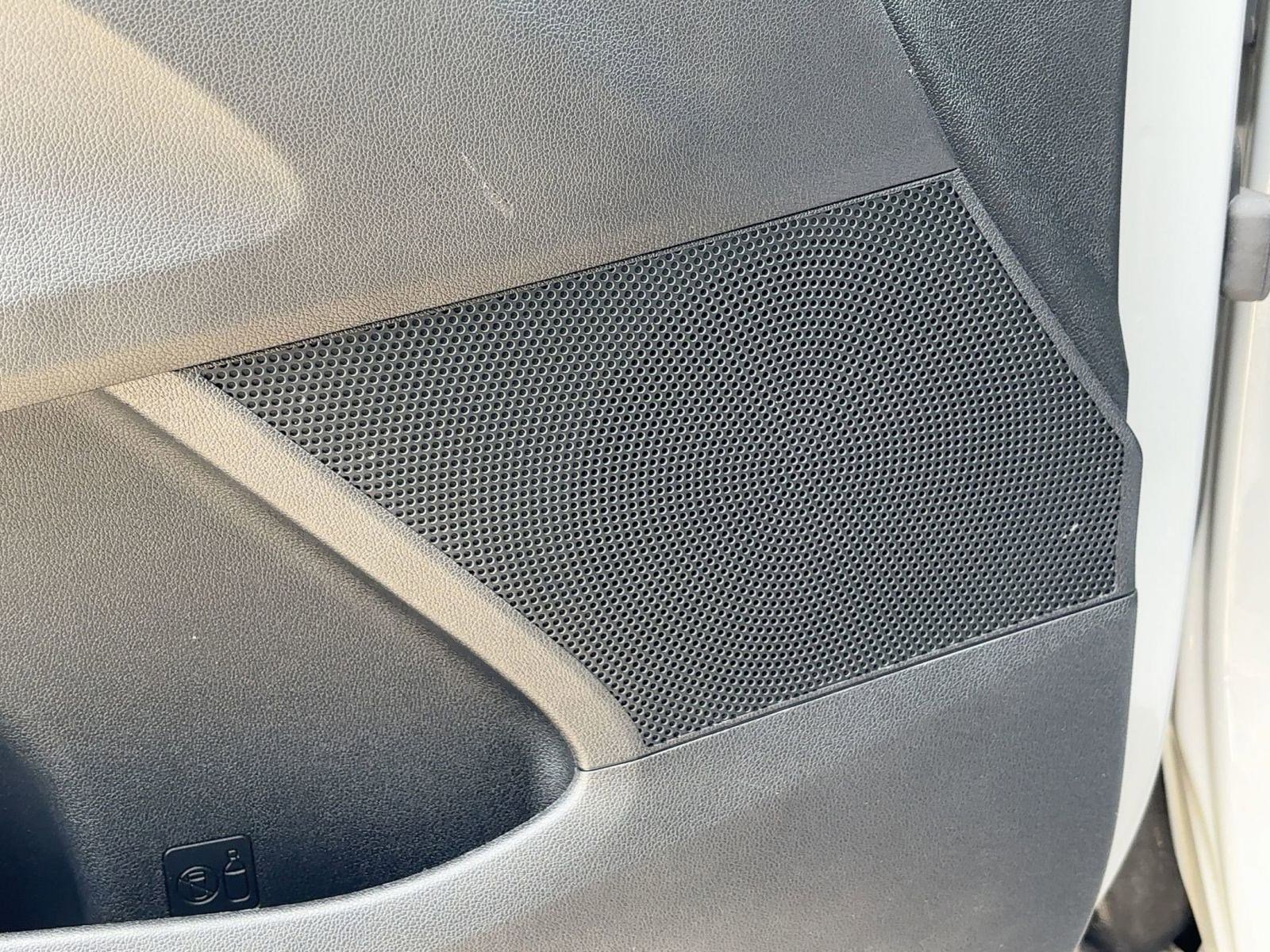 Used 2022 Kia Sorento S image 22