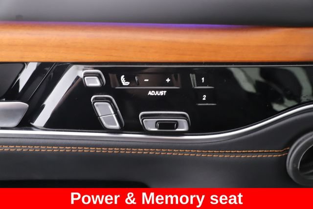 Used 2025 Jeep Grand Wagoneer L Series III w/ Rear Seat Video Group 1 AWD/4WD image 20