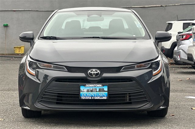 Used 2023 Toyota Corolla LE image 9