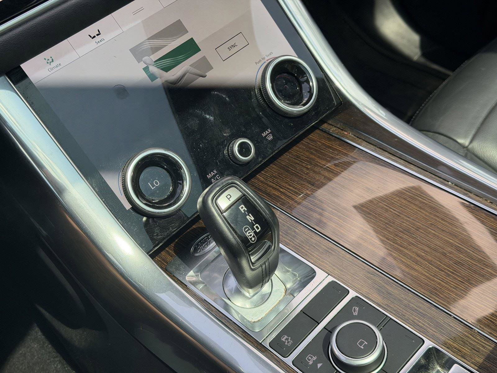 Used 2021 Land Rover Range Rover Sport SE image 10