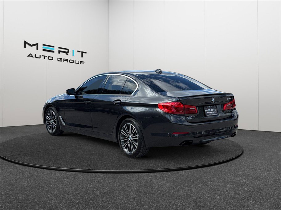 Used 2018 BMW 540i RWD image 7