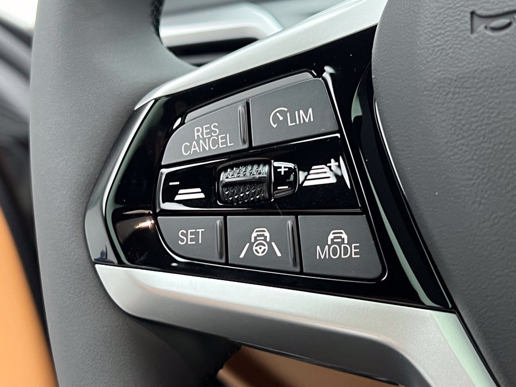 Used 2026 BMW i4 eDrive40 w/ Premium Package RWD image 19