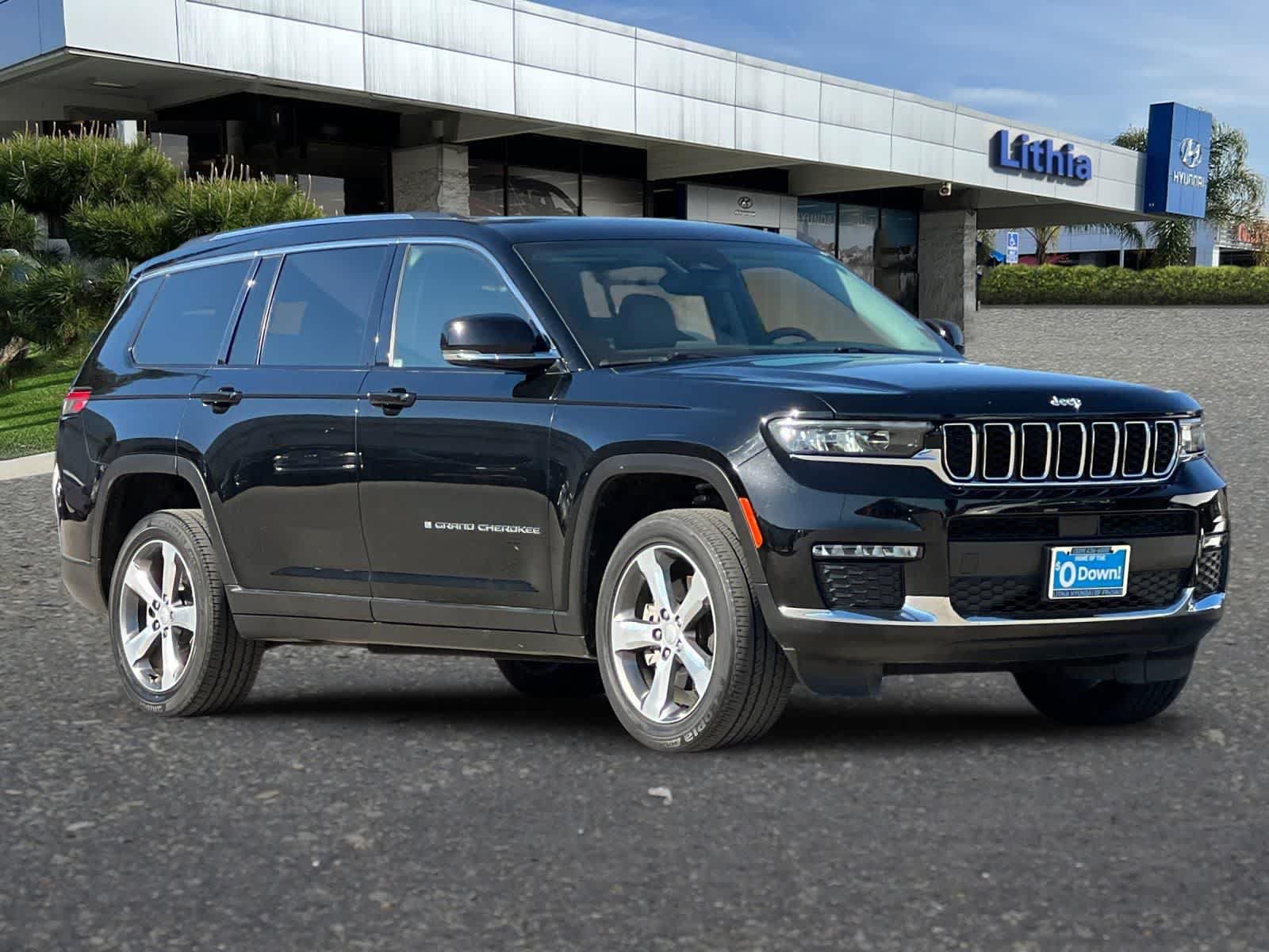 Used 2022 Jeep Grand Cherokee L Limited AWD/4WD image 10