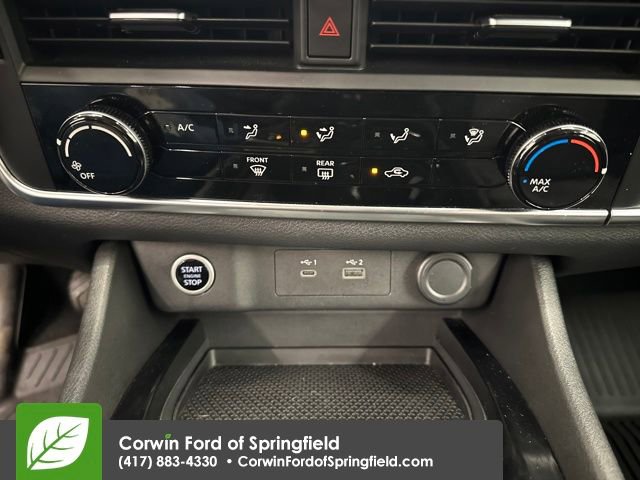 Used 2021 Nissan Rogue S image 14