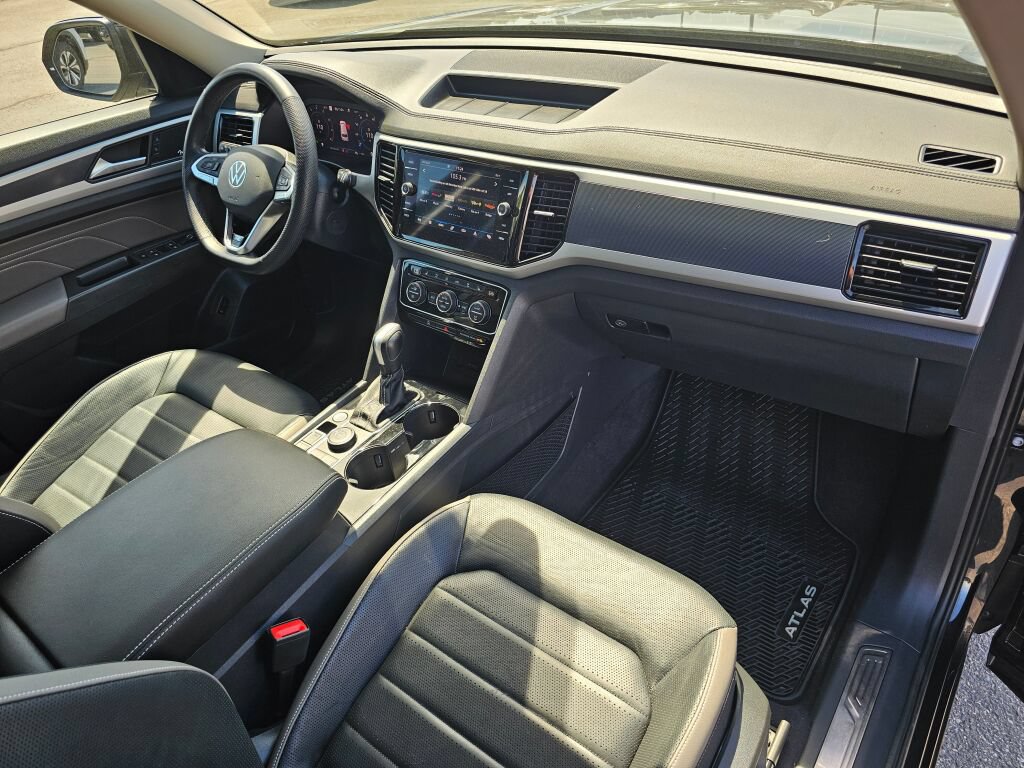 Certified 2023 Volkswagen Atlas SEL Premium AWD/4WD image 15