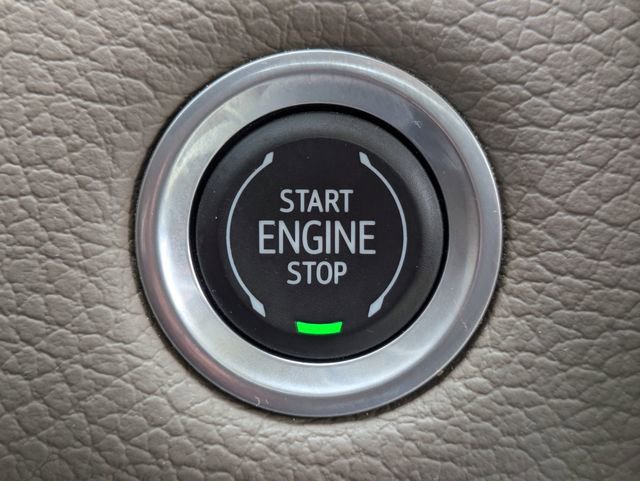 Used 2023 GMC Yukon XL Denali w/ Denali Reserve Package image 37