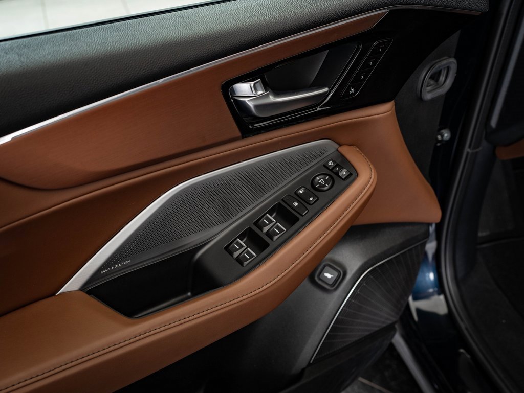 Certified 2025 Acura MDX w/ Technology Package image 23