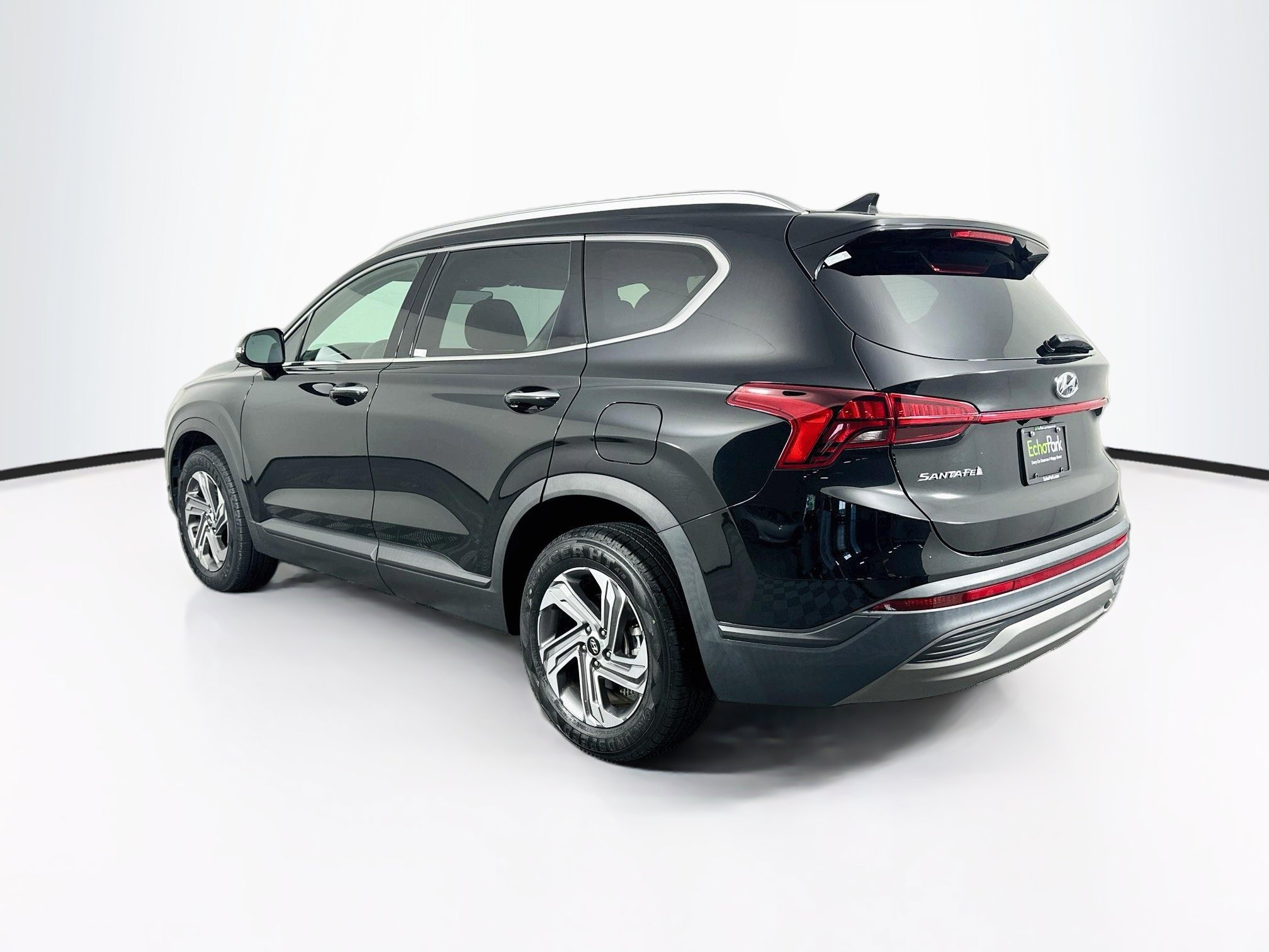 Used 2023 Hyundai Santa Fe SEL FWD image 5