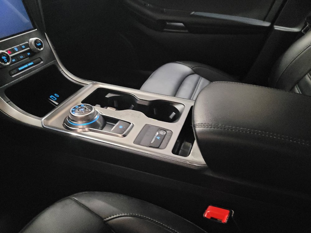 Used 2022 Ford Edge SEL w/ Convenience Package image 26