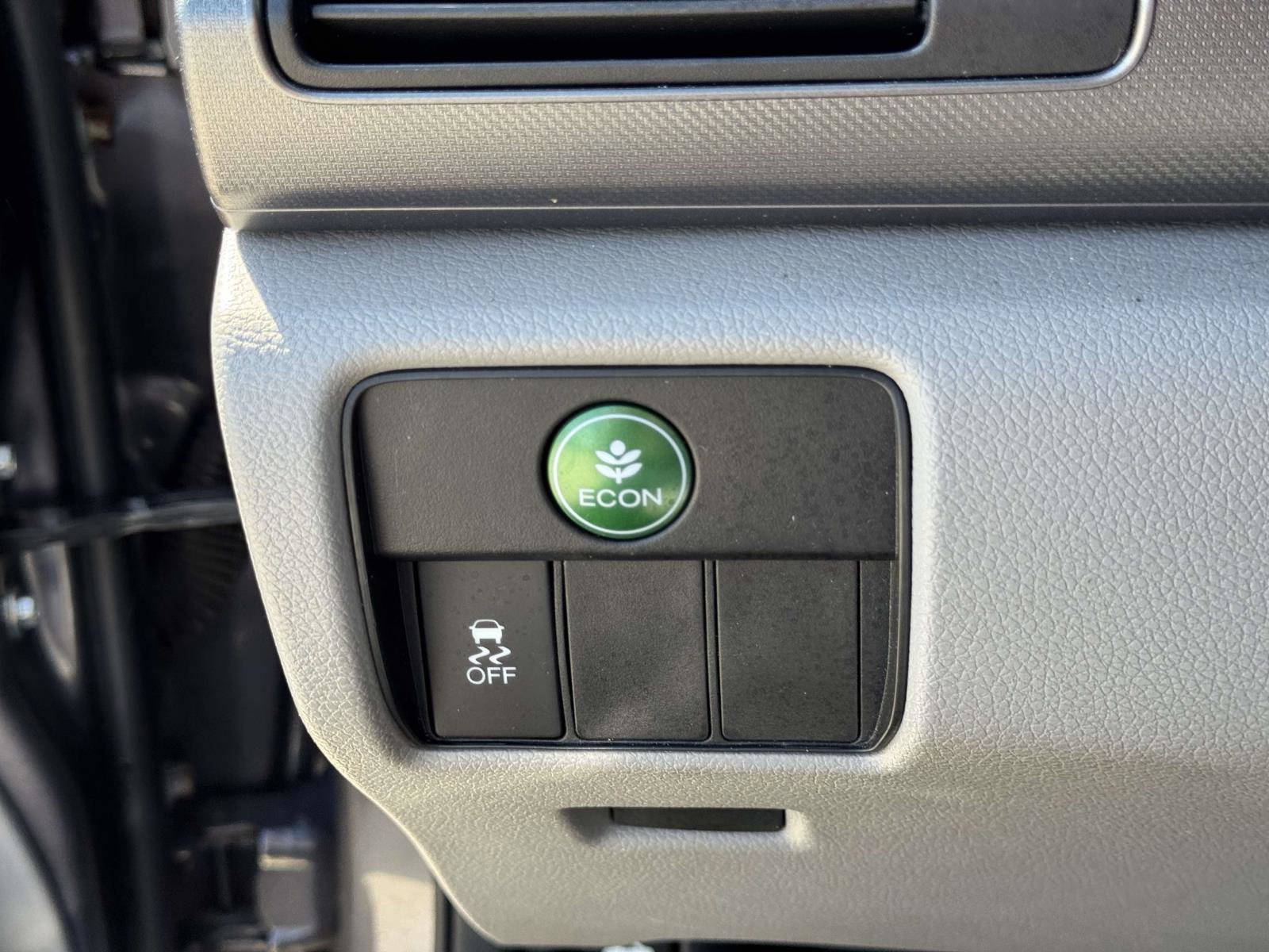 Used 2014 Honda Accord LX image 17