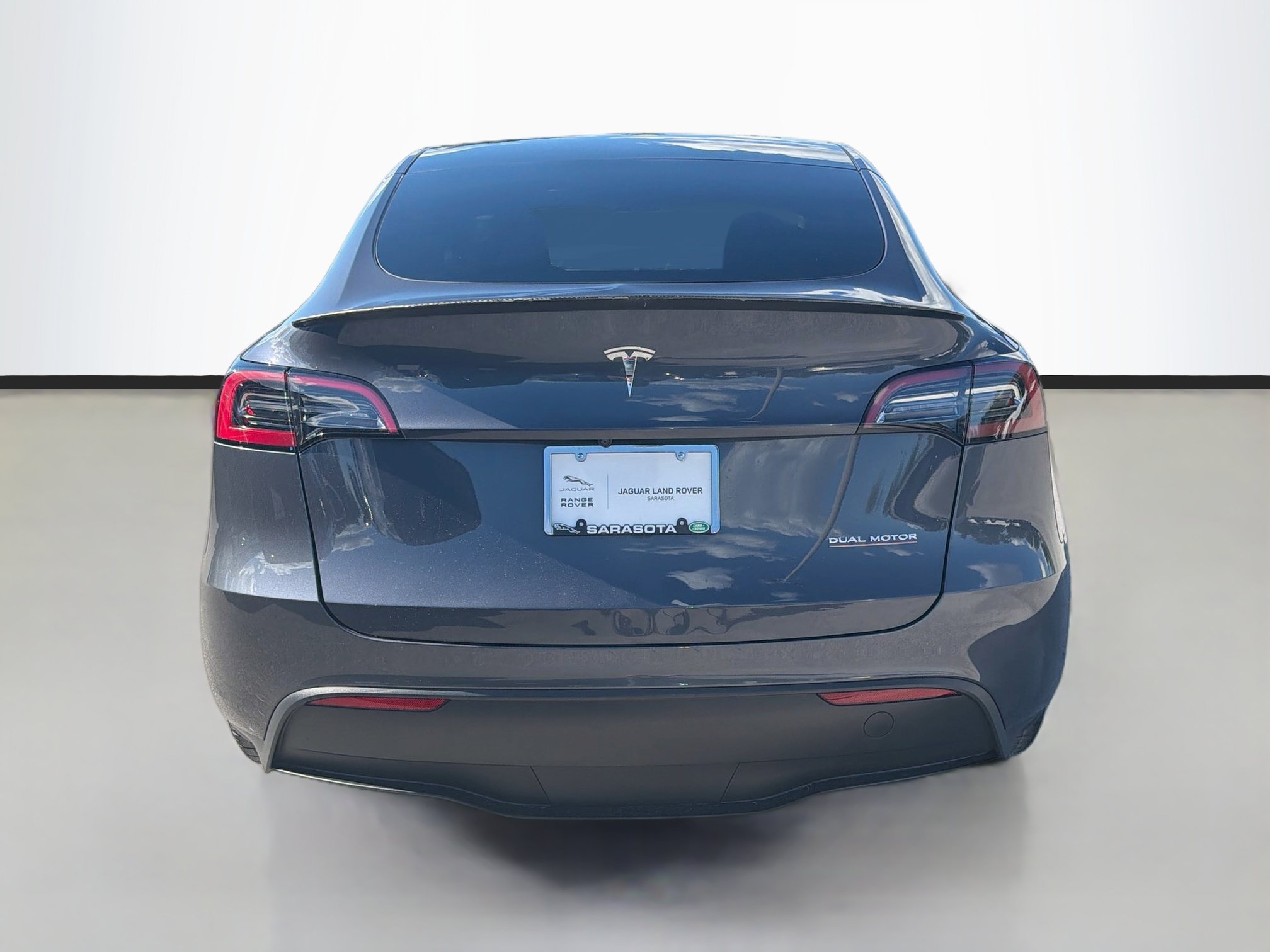 Used 2023 Tesla Model Y Performance AWD/4WD image 4