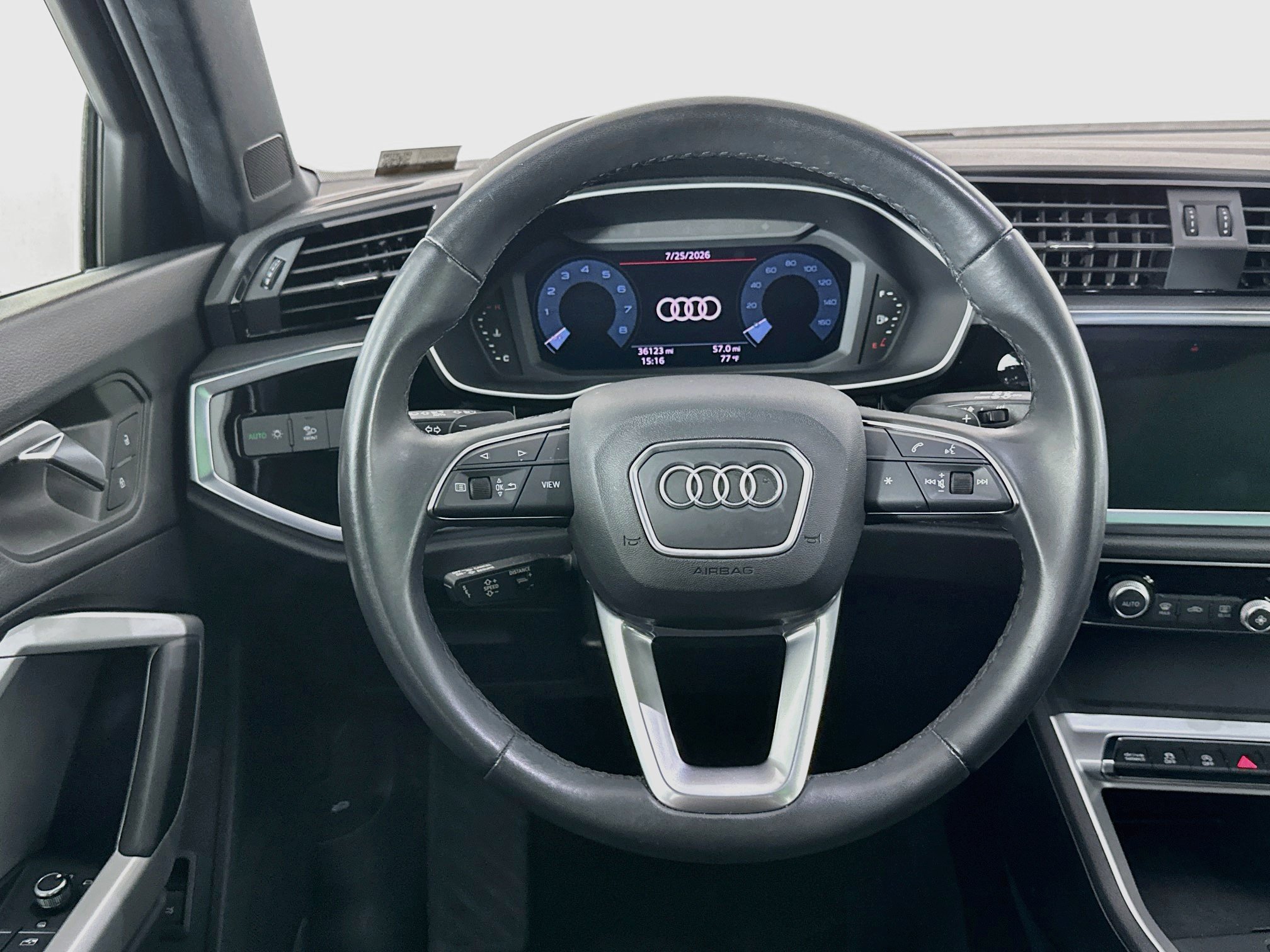 Used 2025 Audi Q3 2.0T Premium AWD/4WD image 17