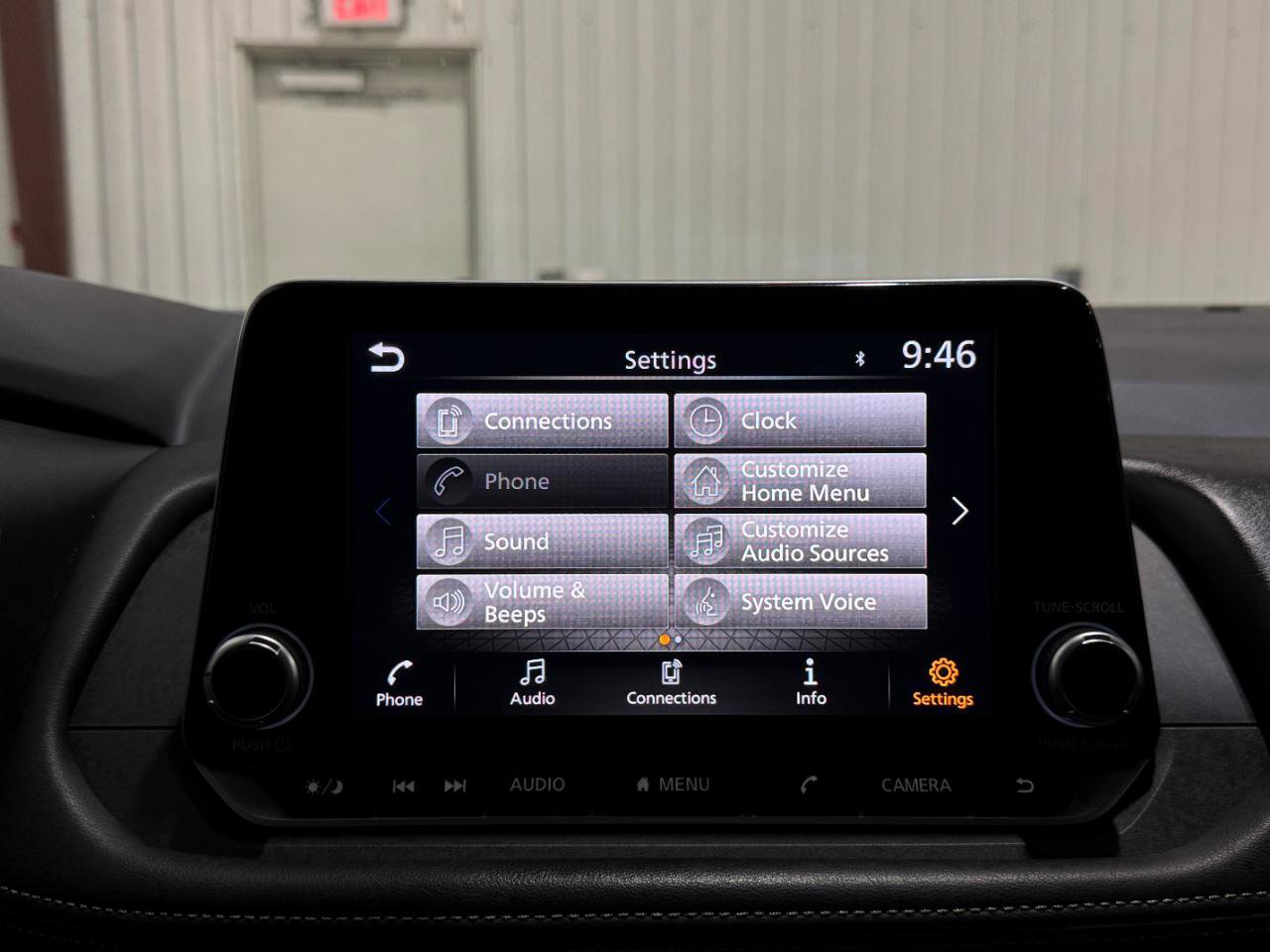 Used 2025 Nissan Rogue S AWD/4WD image 33