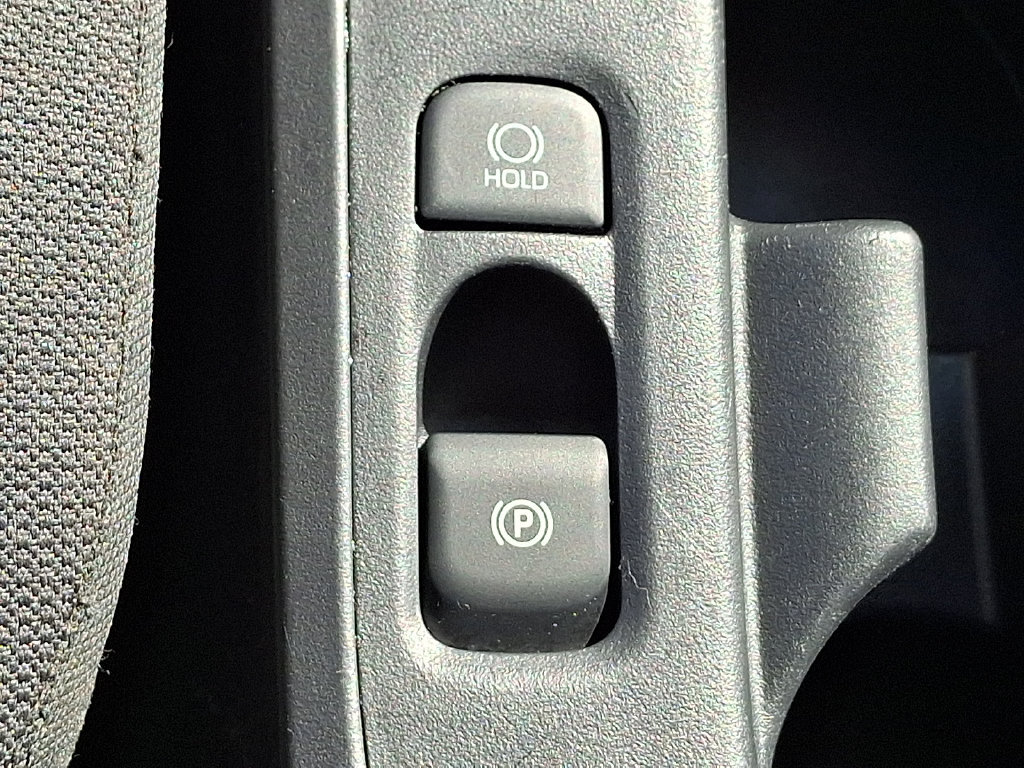 Certified 2025 Toyota Corolla LE FWD image 24