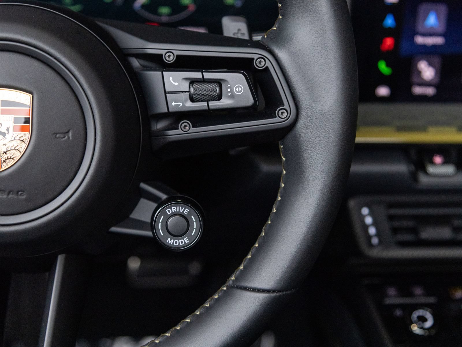 Certified 2026 Porsche 911 GTS RWD image 18