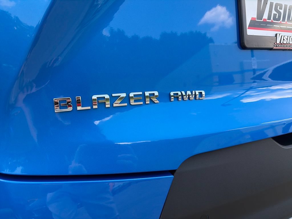 Used 2026 Chevrolet Blazer LT AWD/4WD image 16