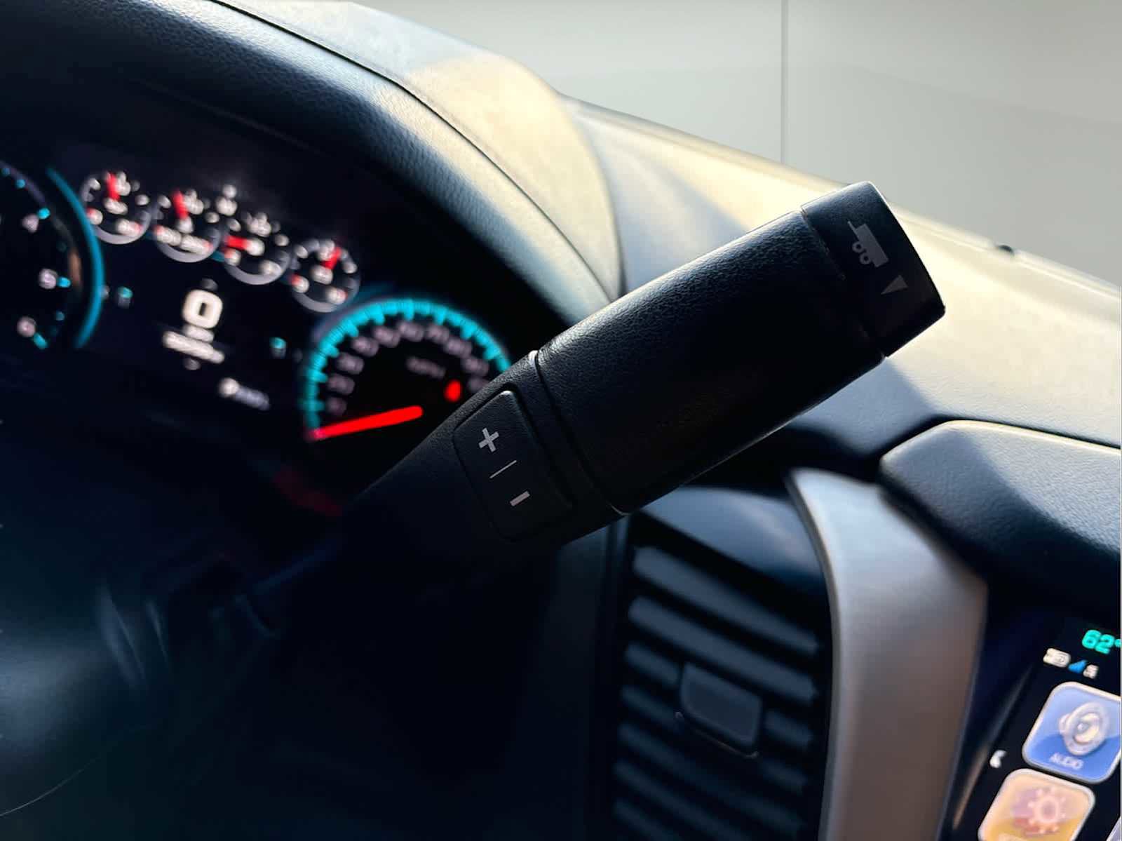 Used 2019 GMC Yukon Denali RWD image 28