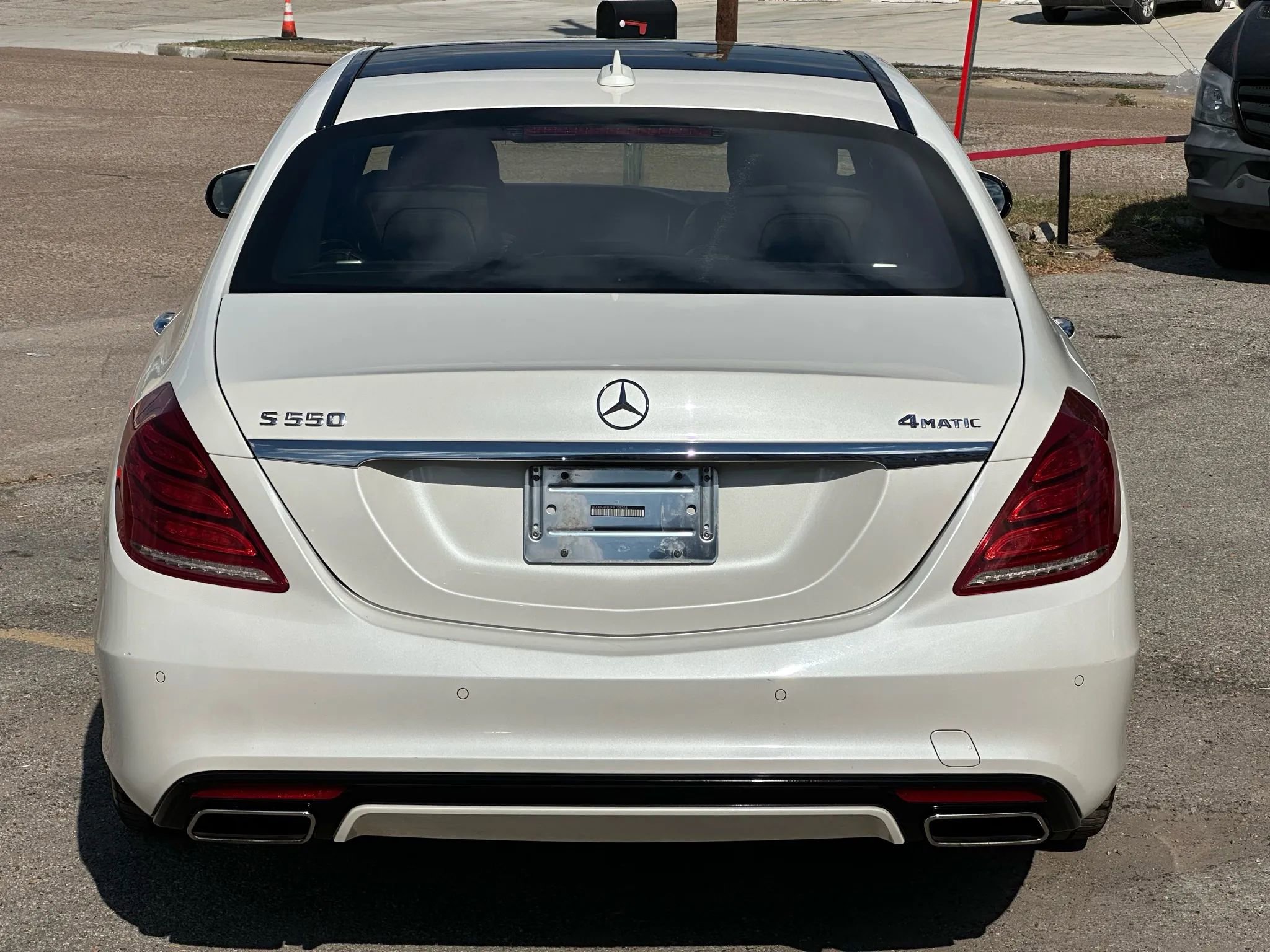 Used 2015 Mercedes-Benz S 550 4MATIC Sedan image 5