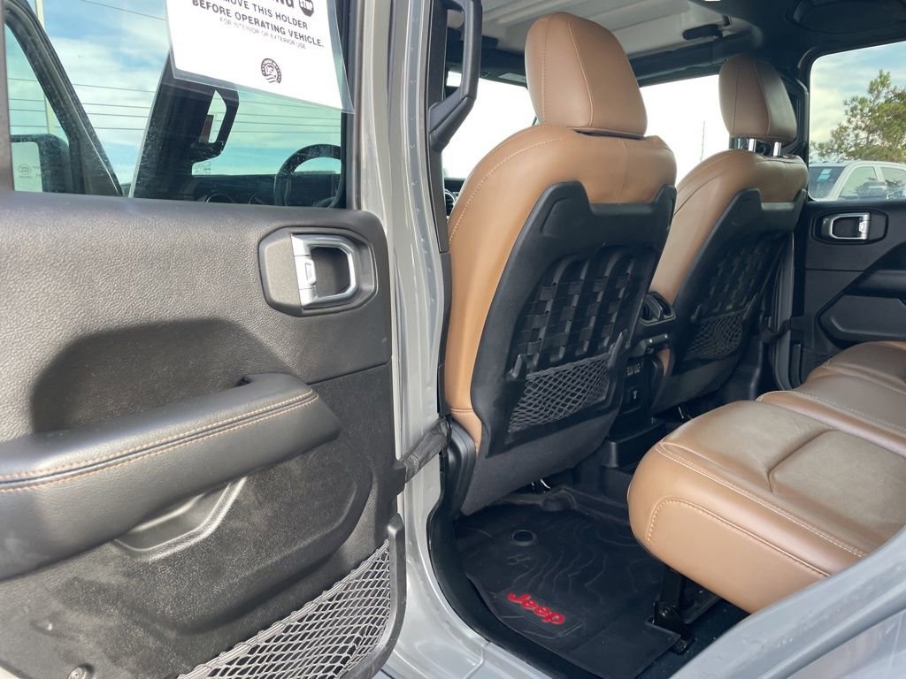 Used 2022 Jeep Wrangler Unlimited Rubicon w/ Trailer Tow Package image 33