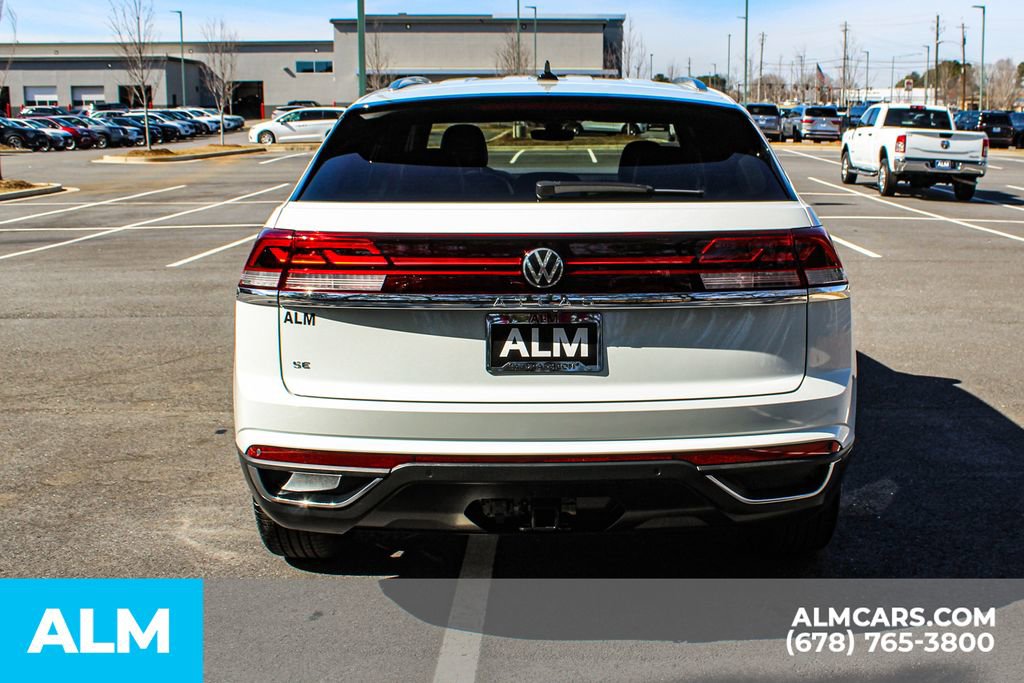 Used 2024 Volkswagen Atlas Cross Sport SE image 8