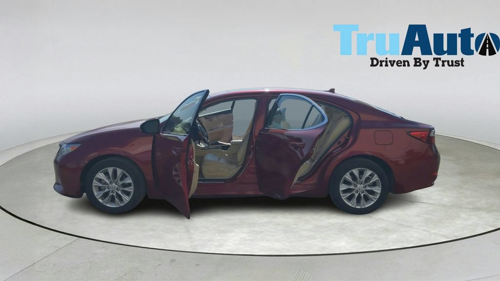 Used 2013 Lexus ES 300h w/ Luxury Pkg FWD image 11