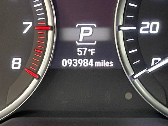 Used 2018 Acura TLX image 2