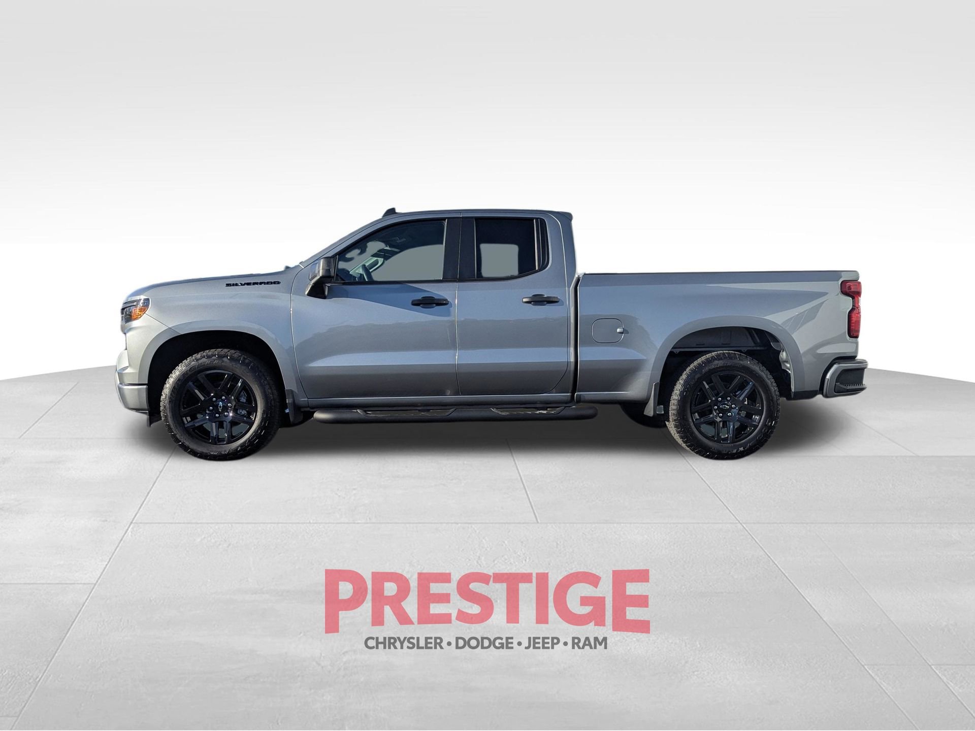 Used 2025 Chevrolet Silverado 1500 Custom w/ Turbomax Blackout Package RWD image 16