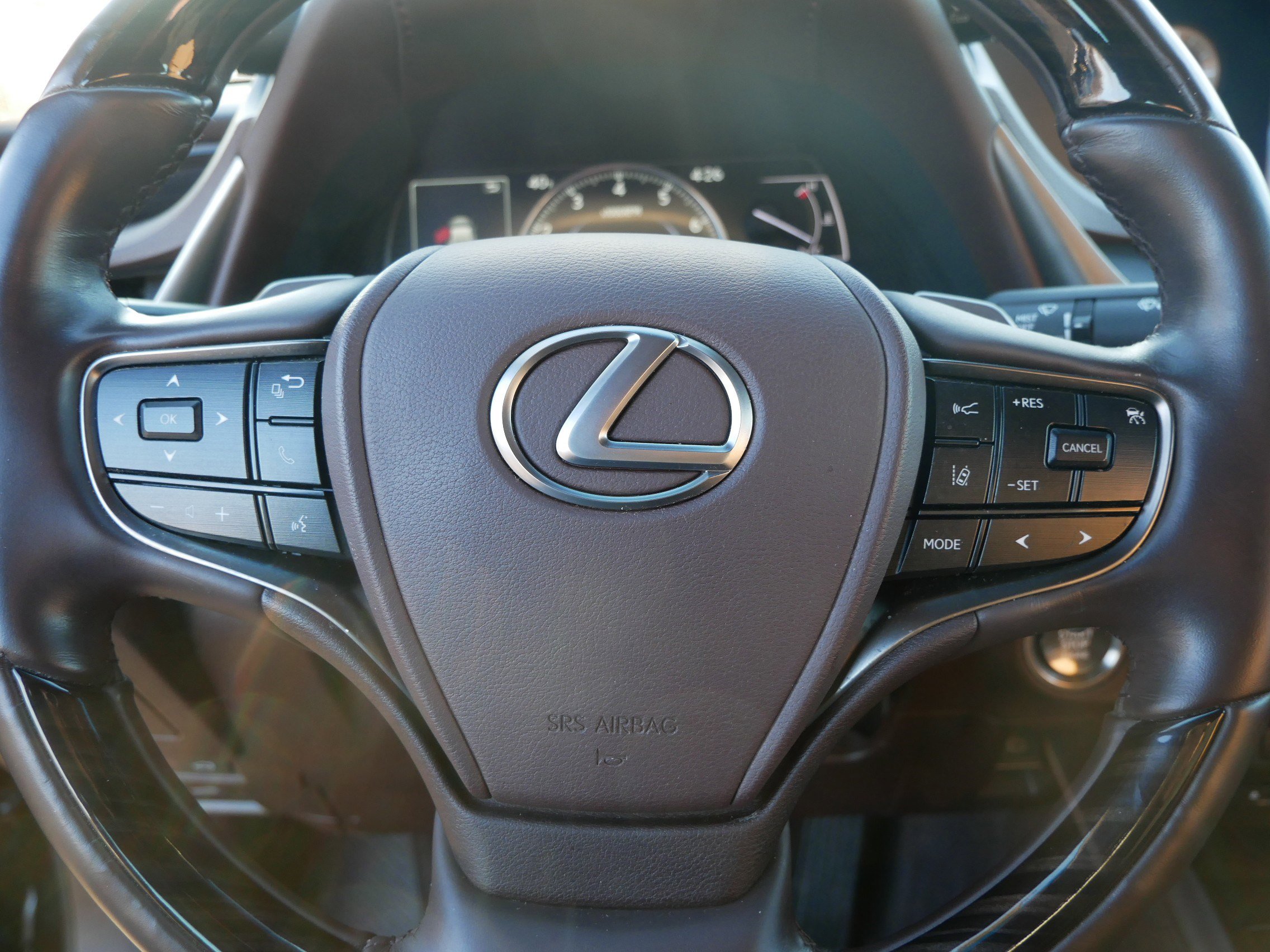 Used 2021 Lexus ES 250 w/ Premium Package image 26