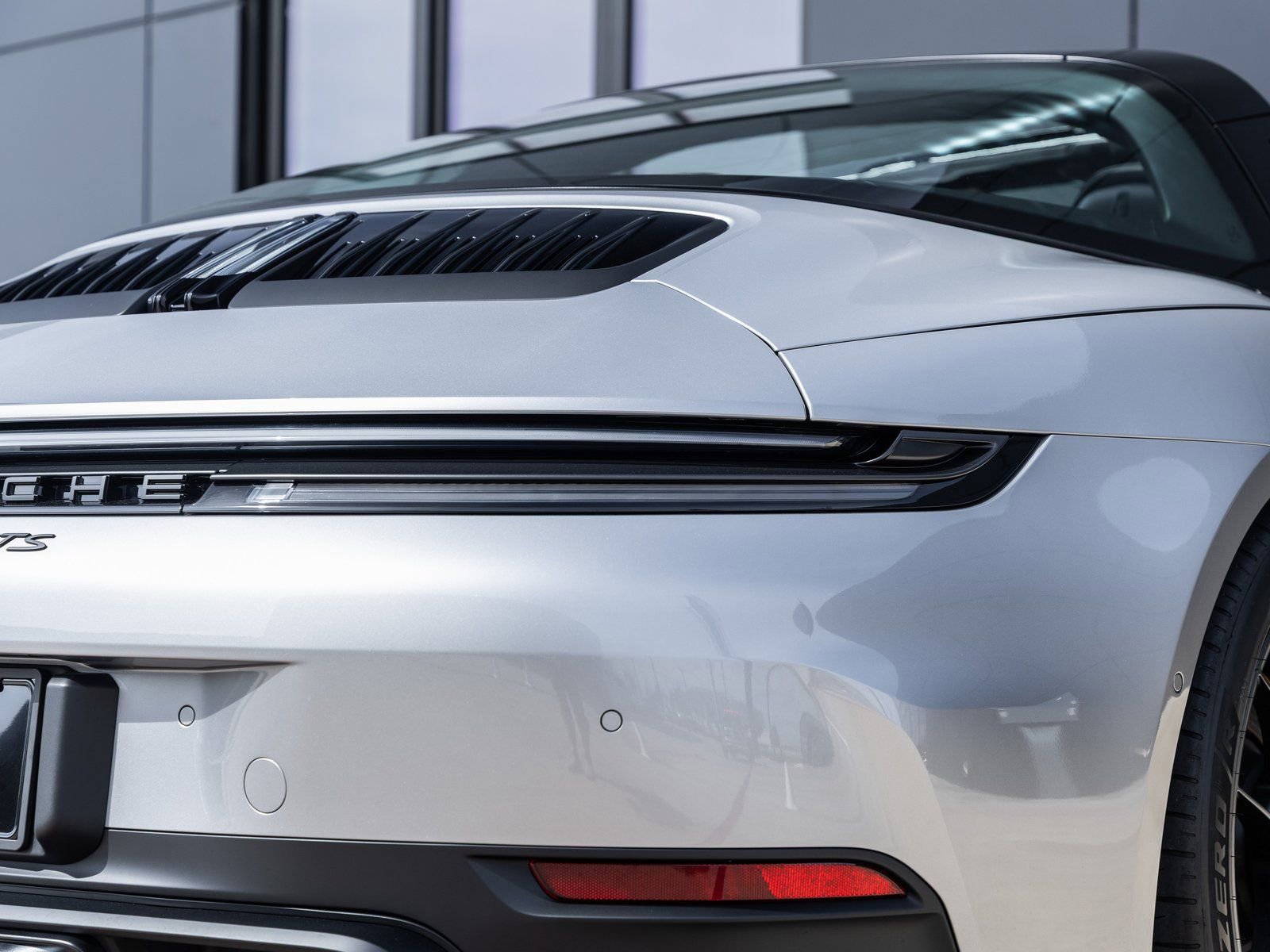 Certified 2026 Porsche 911 Targa 4 GTS image 17