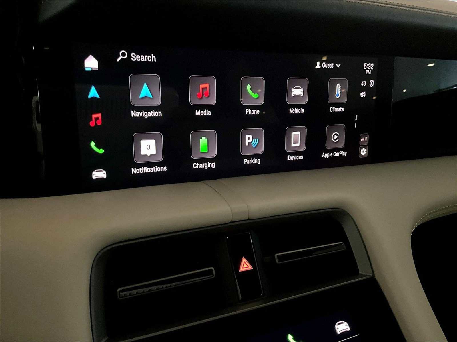 Used 2025 Porsche Taycan image 19