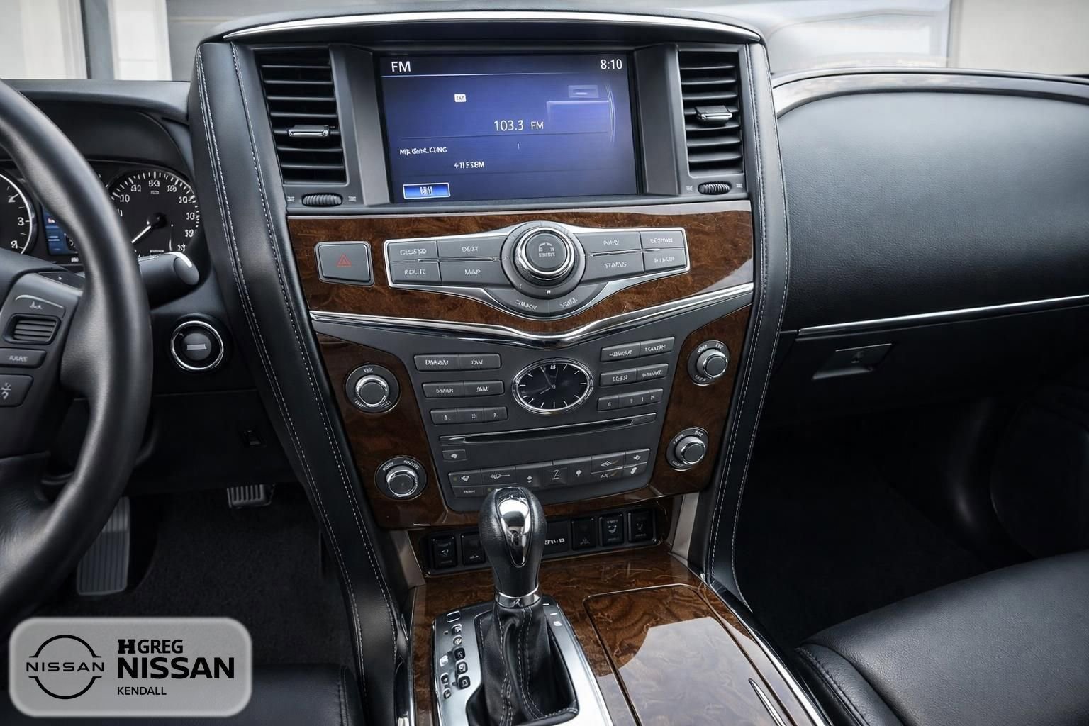 Used 2017 INFINITI QX80 4WD w/ Driver Assistance Package image 11