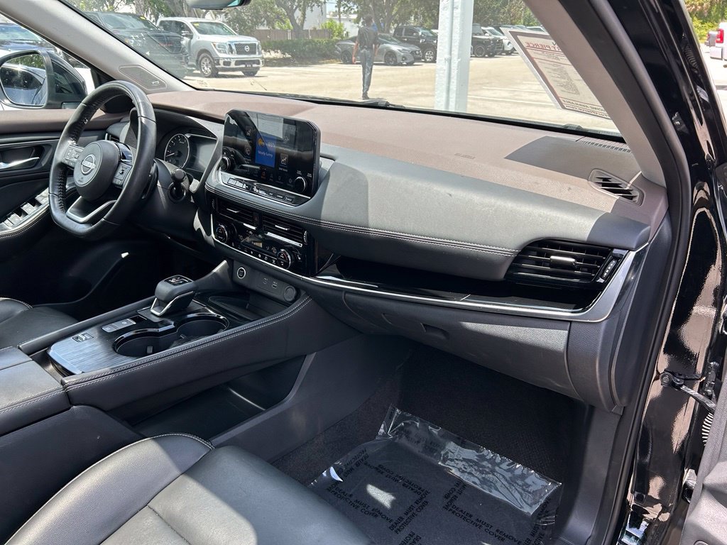 Used 2023 Nissan Rogue SL w/ SL Premium Package FWD image 44