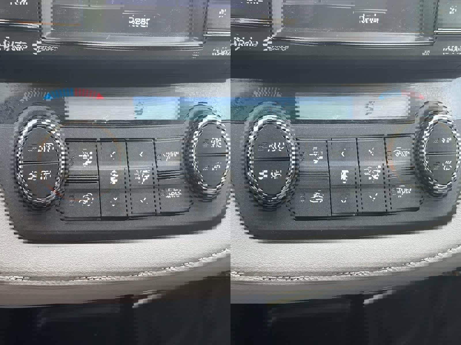 Used 2017 Toyota RAV4 XLE image 22