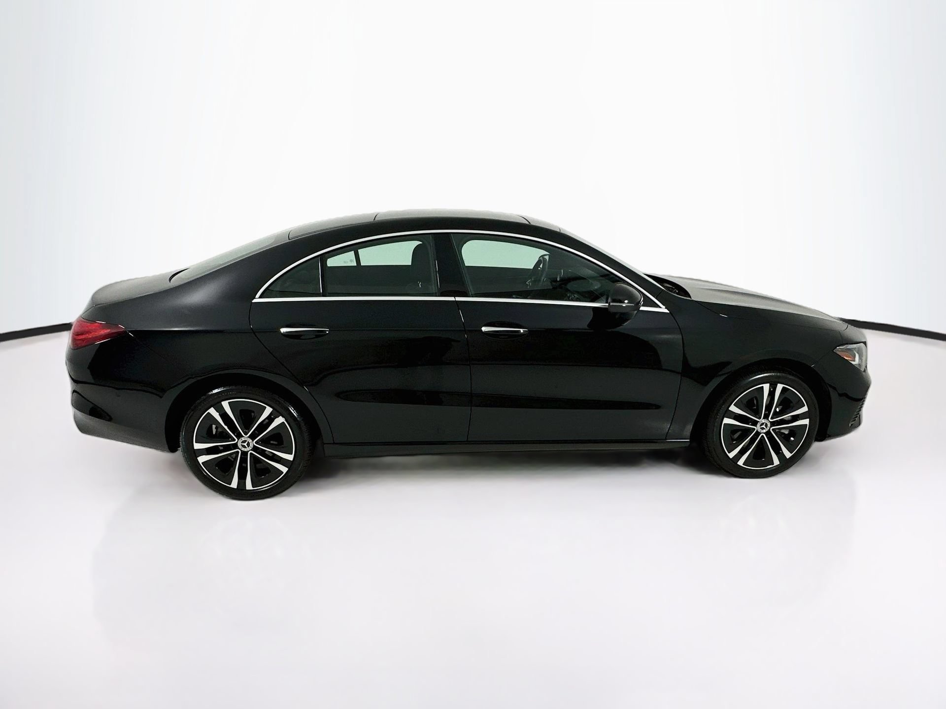Certified 2025 Mercedes-Benz CLA 250 image 9
