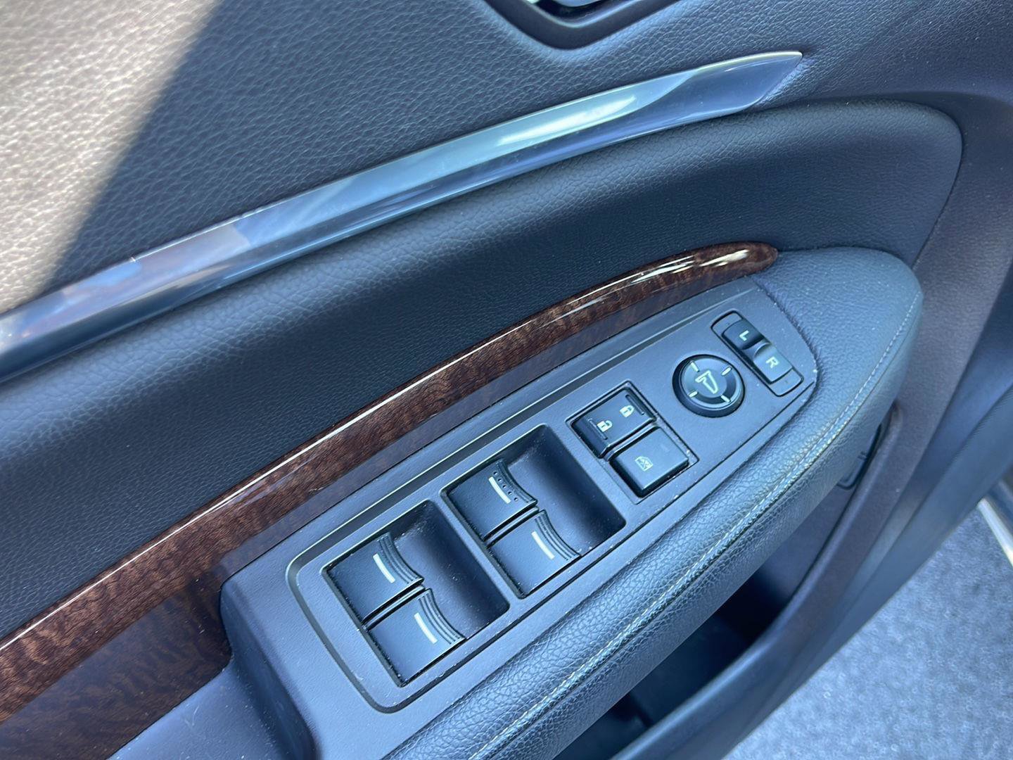 Used 2019 Acura MDX FWD image 12