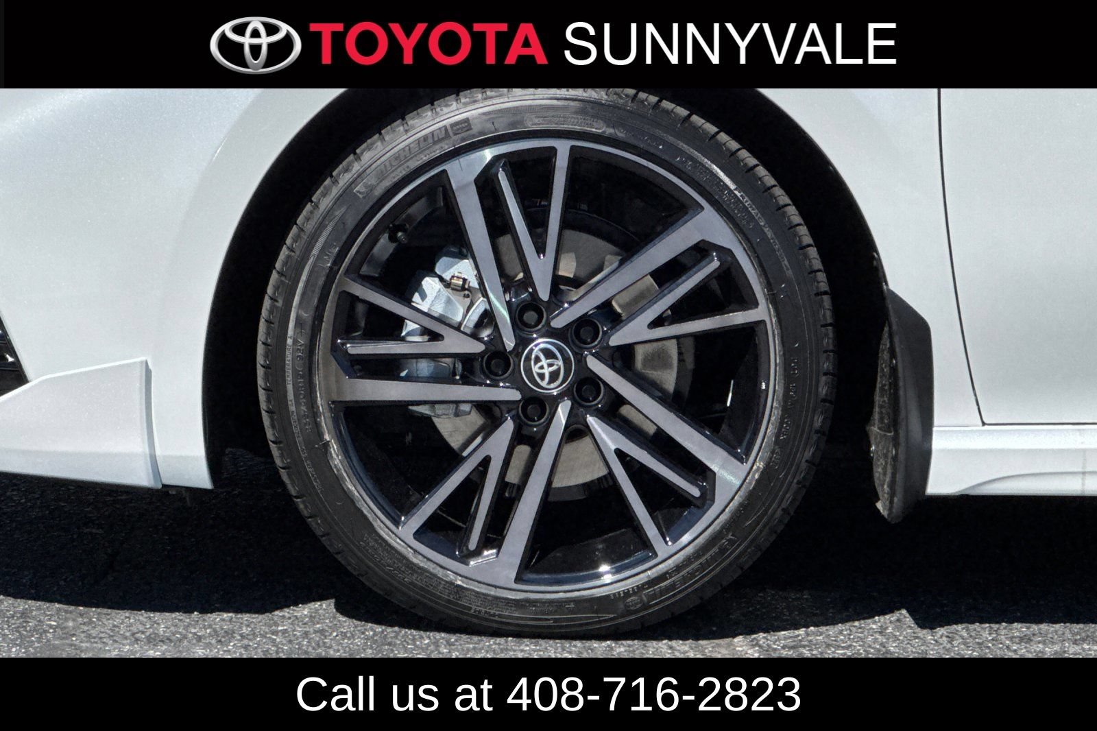 Used 2026 Toyota Camry XSE FWD image 12