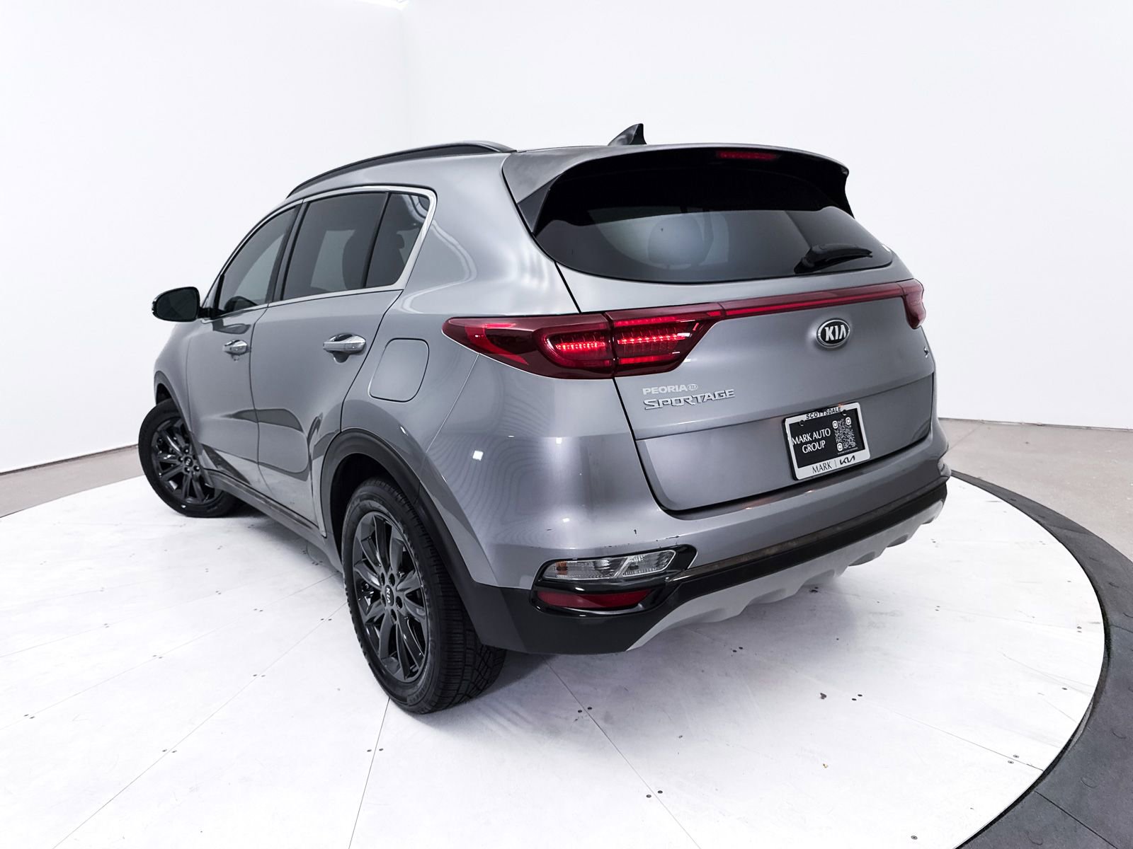 Used 2020 Kia Sportage S w/ S Premium Package image 2