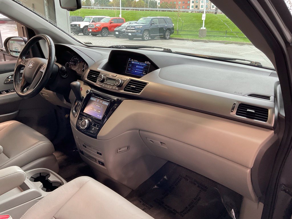 Used 2014 Honda Odyssey EX-L image 16