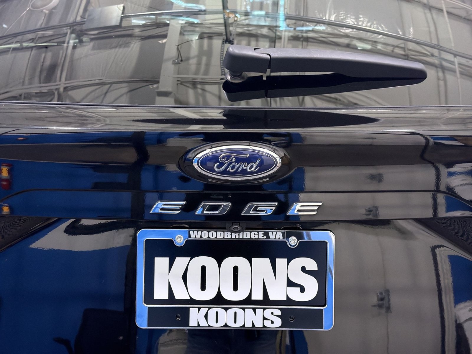 Used 2022 Ford Edge Titanium AWD/4WD image 18