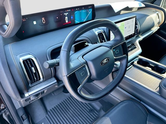 Used 2025 Ford Expedition Tremor AWD/4WD image 9
