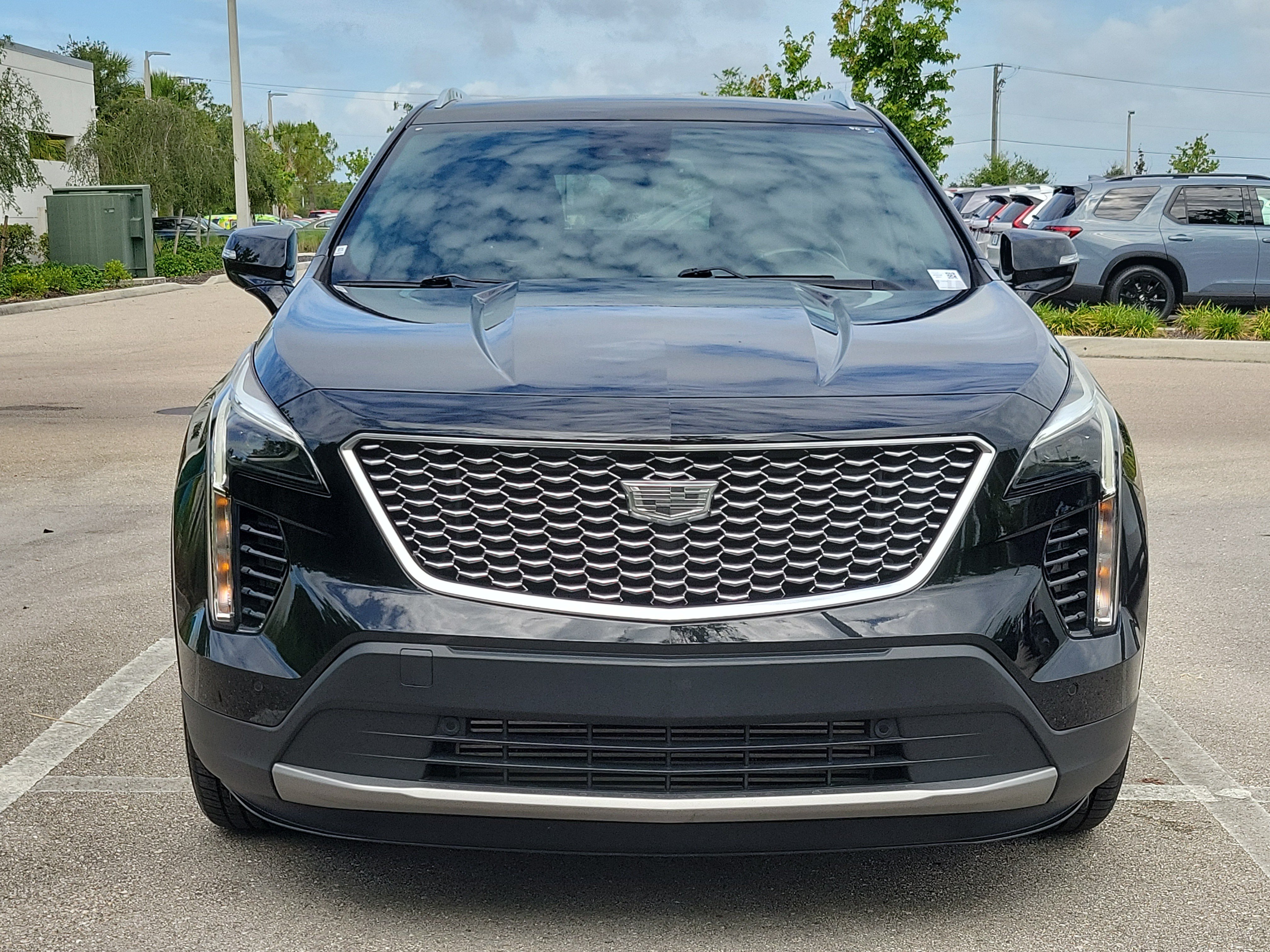 Used 2021 Cadillac XT4 Premium Luxury w/ LPO, Radiant Package FWD video 2