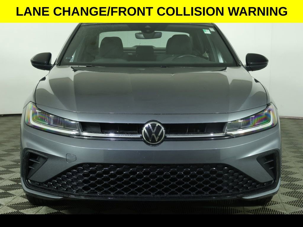 Used 2025 Volkswagen Jetta Sport FWD image 7