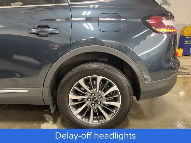 Used 2023 Lincoln Nautilus Reserve image 18