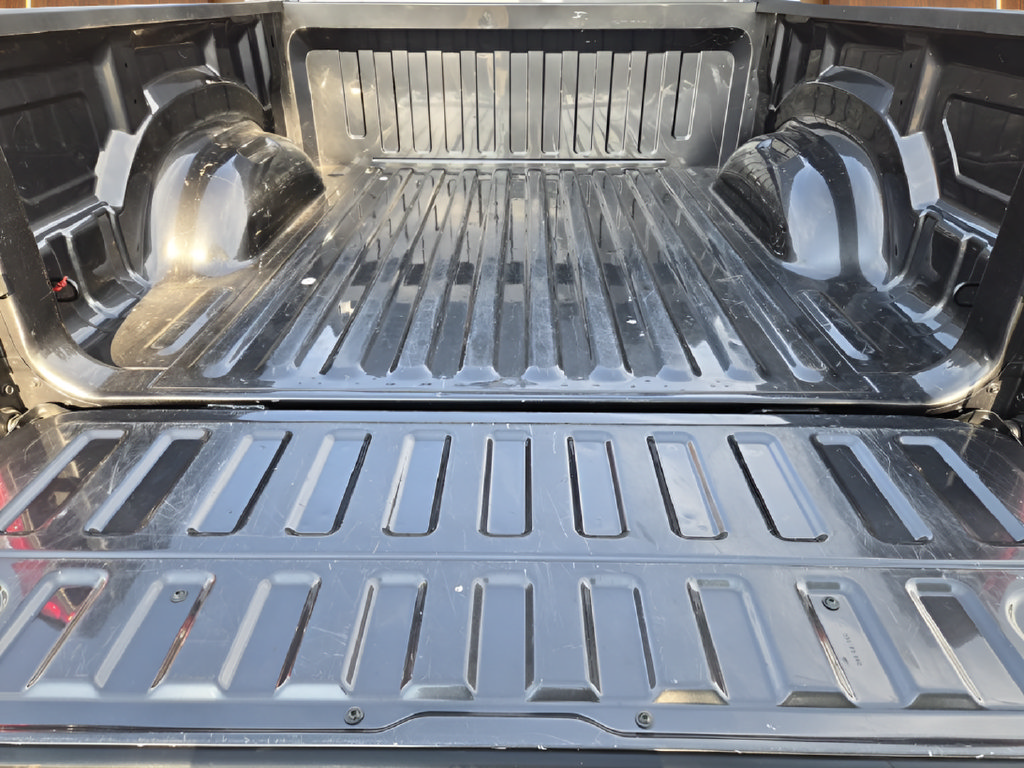 Used 2023 RAM 1500 Big Horn AWD/4WD image 31